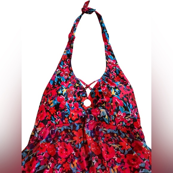 Plus-size Halter One Piece Swimsuit Dress Vibrant Red Floral Pattern Sz 4X = 20W - Picture 2 of 12
